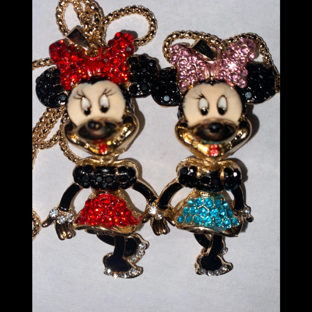 Betsey Johnson necklace